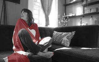 Online Sample Sale &amp; new* Lovely Red Warm Hug Blankets!