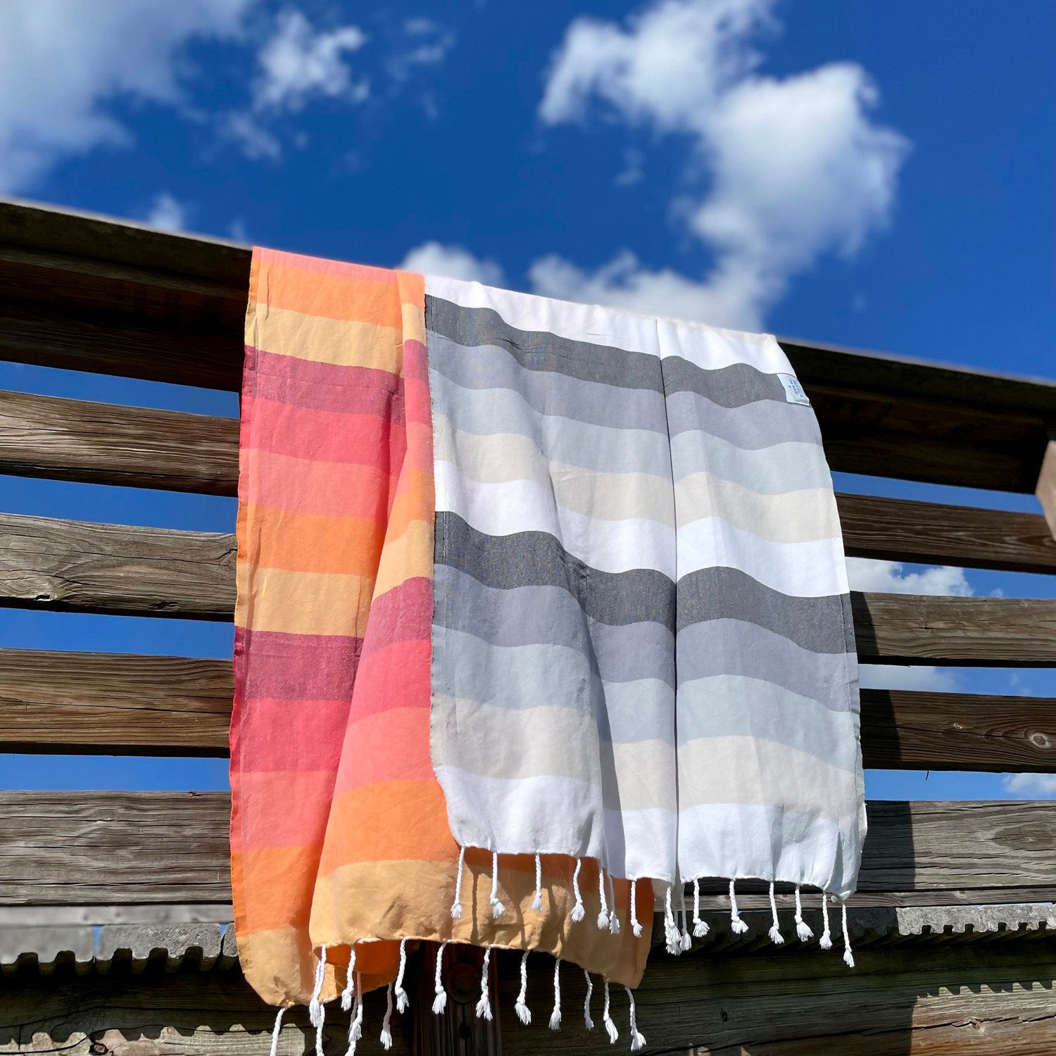 Buenos - Dia & Noches, Turkish Towel