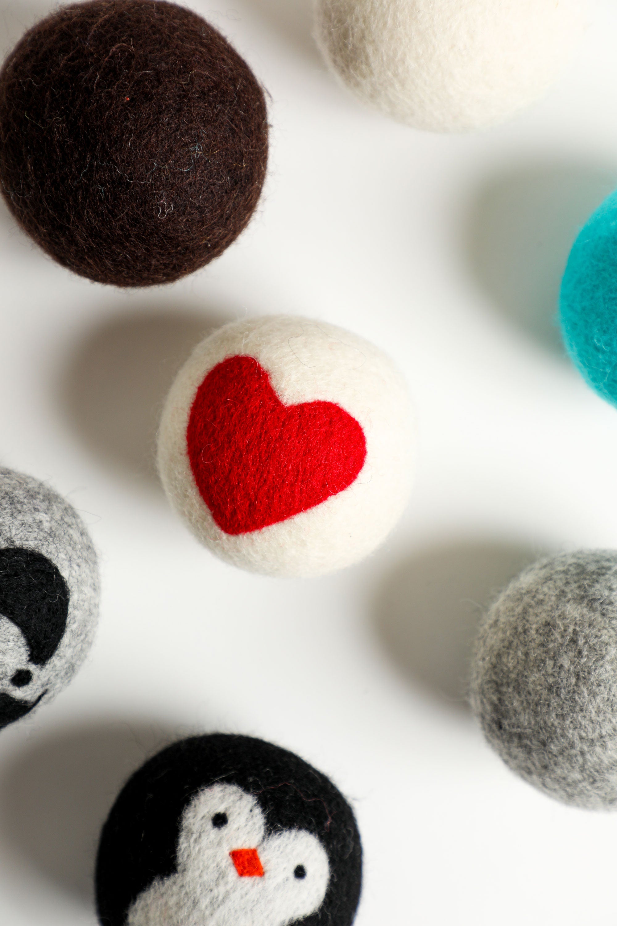 Wool dryer balls - eco dryer sheet replacements