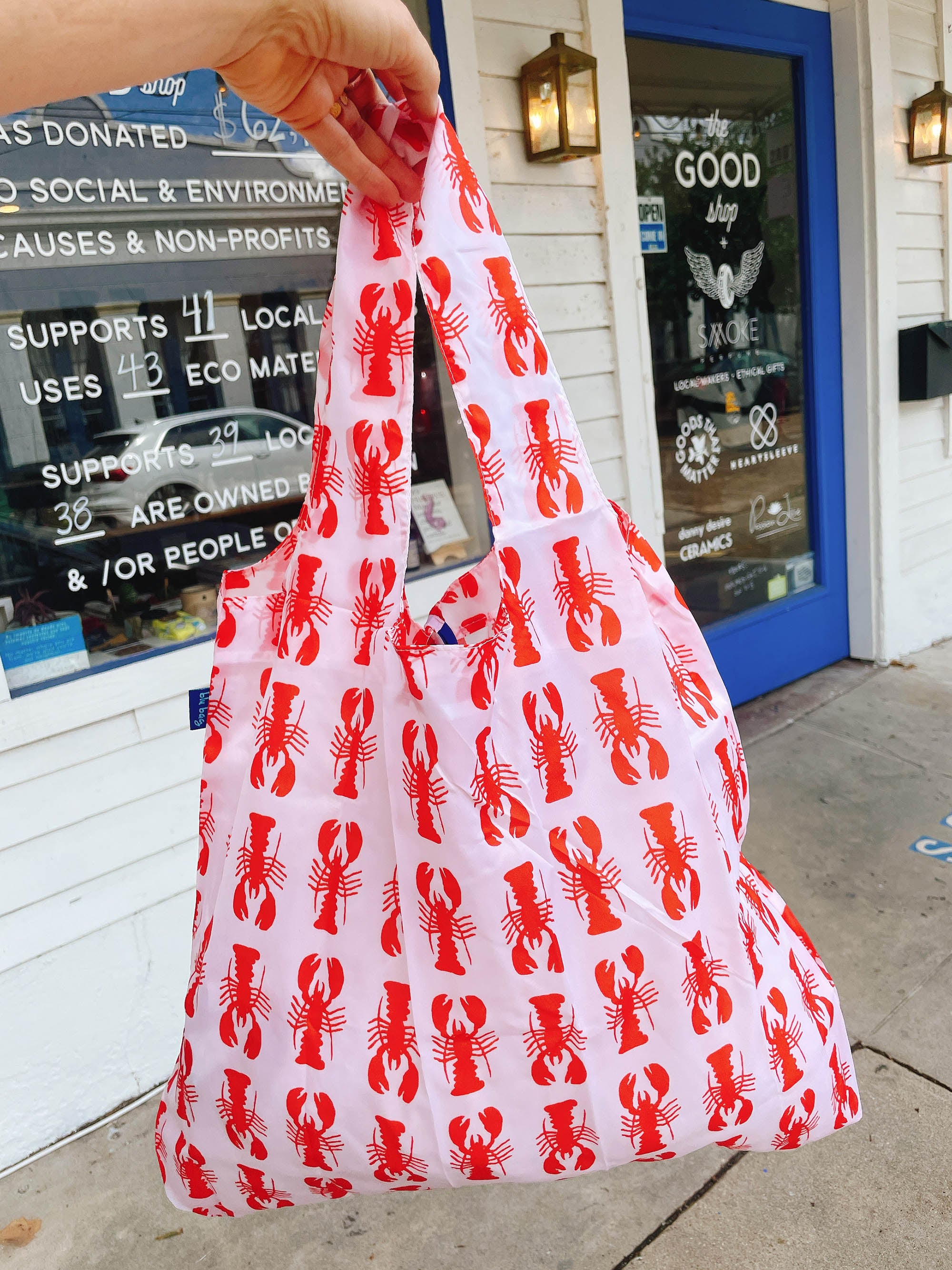 Reusable Shopping Bag - 19x24" Pocket Tote, Crawfish Design